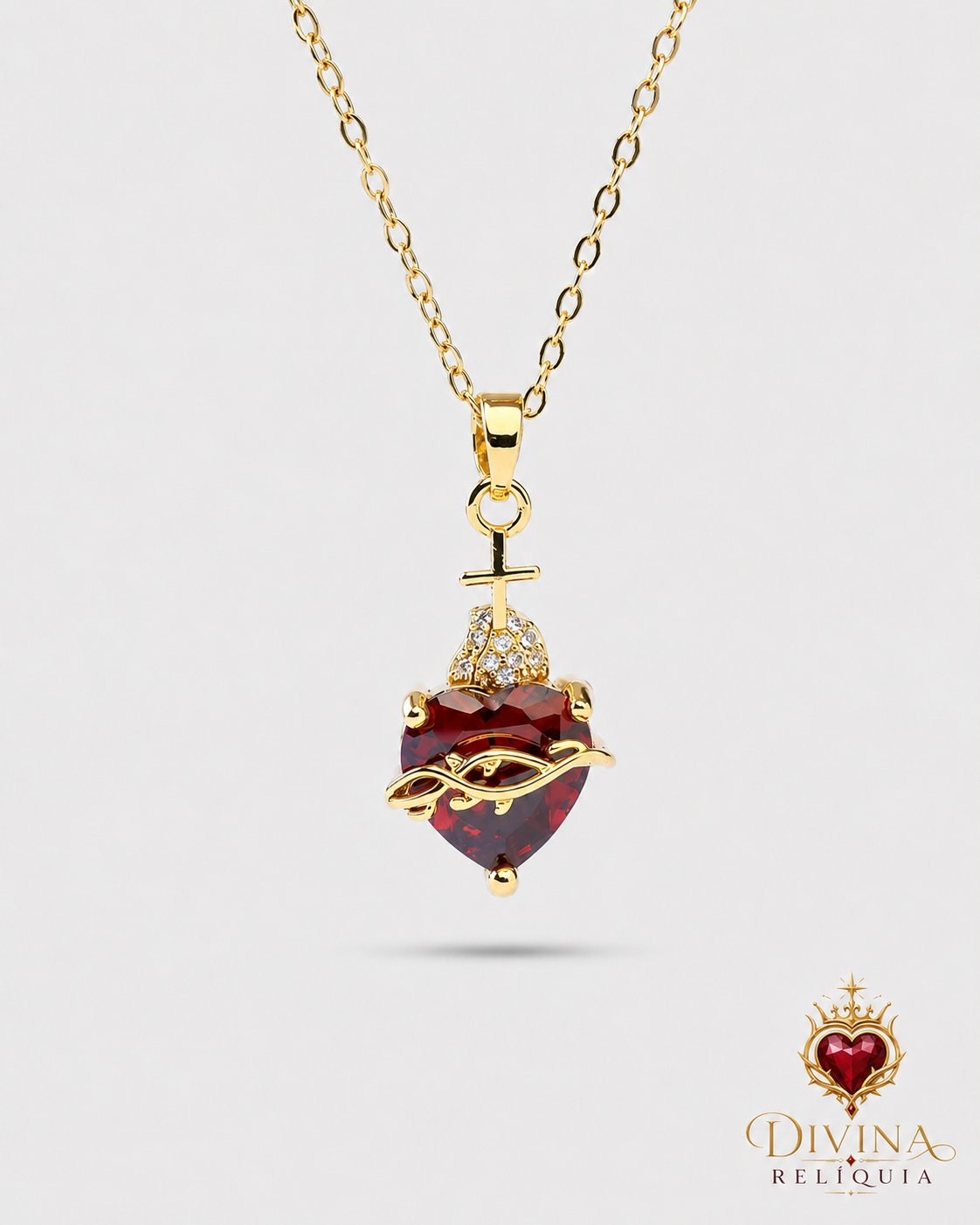 Colar Pingente Sagrado Coração de Jesus com Zircônia — Divina Relíquia - Colar feminino dourado com significado Divina Relíquia